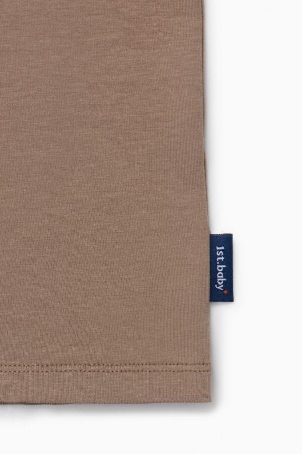 Футболка. Бежевая с динозавром 