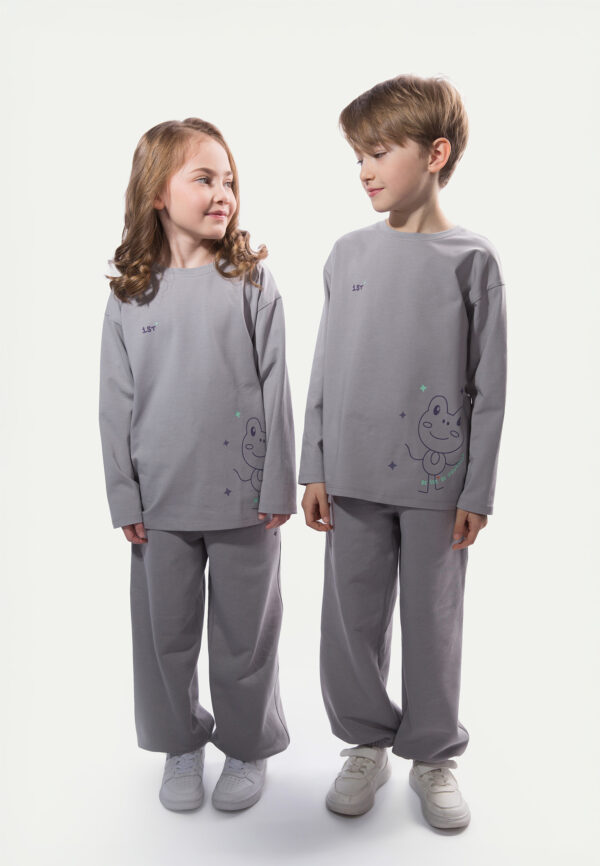 Лонгслив "Rocks & Frog"