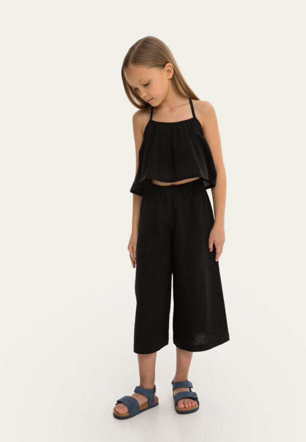 Топ на тонких бретелях