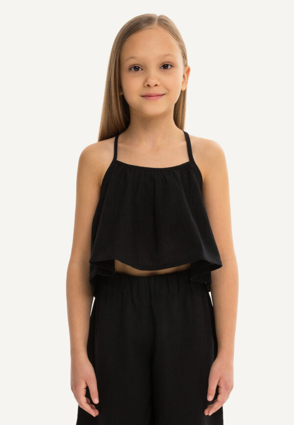 Топ на тонких бретелях