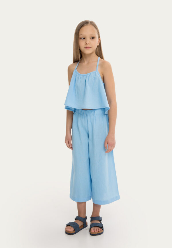 Топ на тонких бретелях